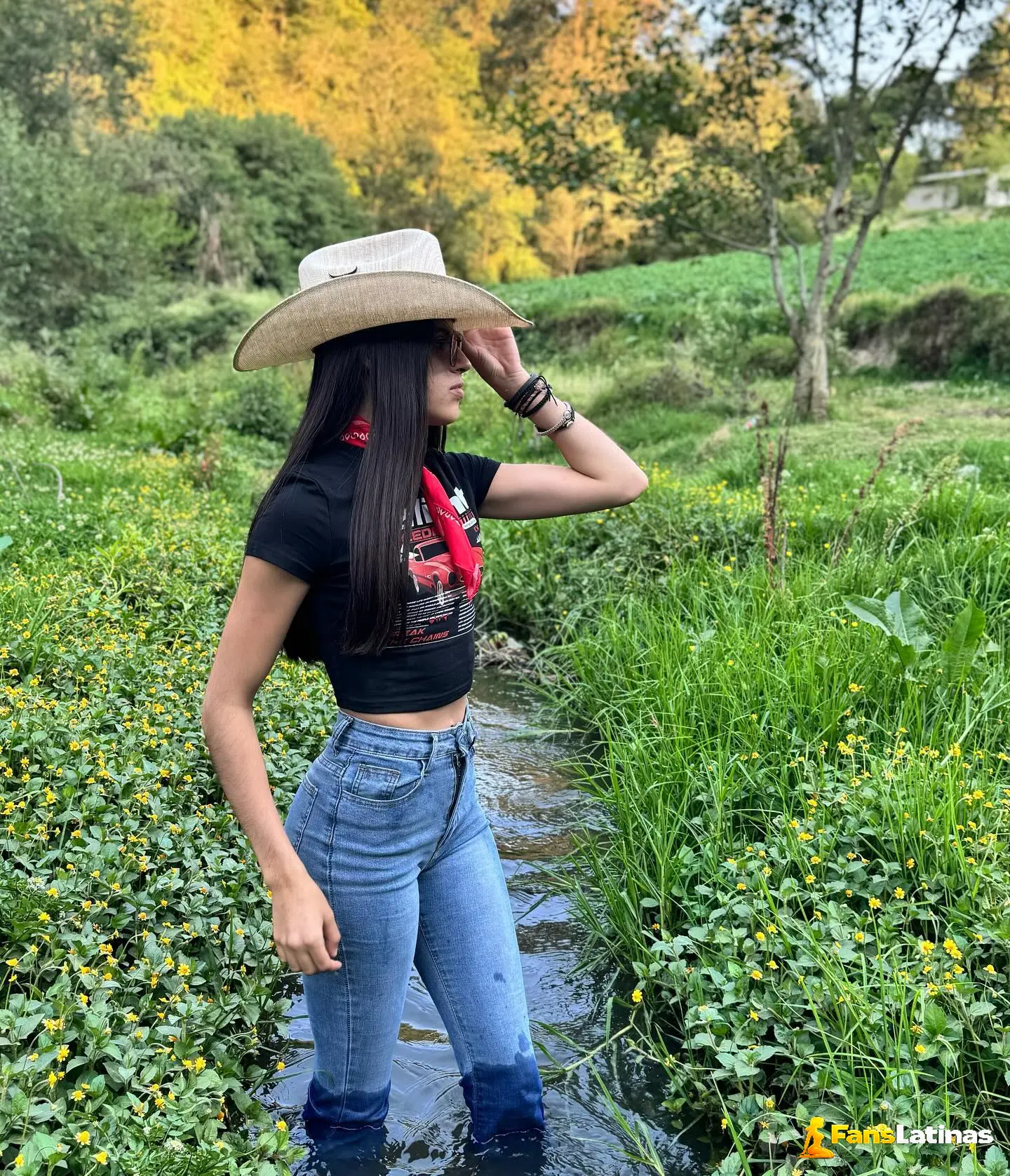 Mitzy Enríquez fotos Hot flaca Mexicana caliente Parte #6